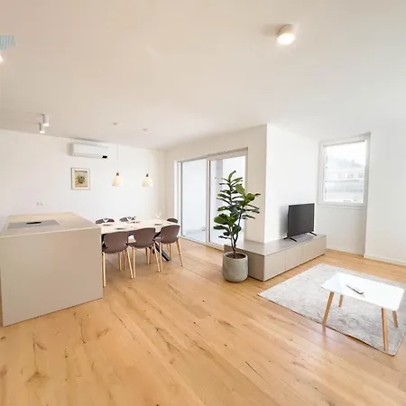 Blue Life 1b Tirabora Short Rent, Con Parcheggio Privato * ترييستي