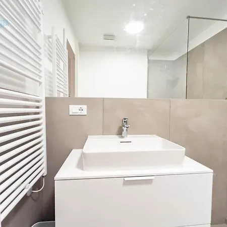 Blue Life 1b Tirabora Short Rent, Con Parcheggio Privato شقة *